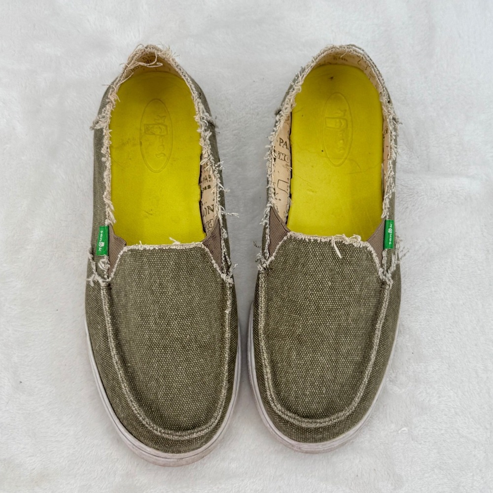 Sanuk Slip On Loafers Women Size 7 Frayed Canvas Comfort Shoes Flats Loafers
